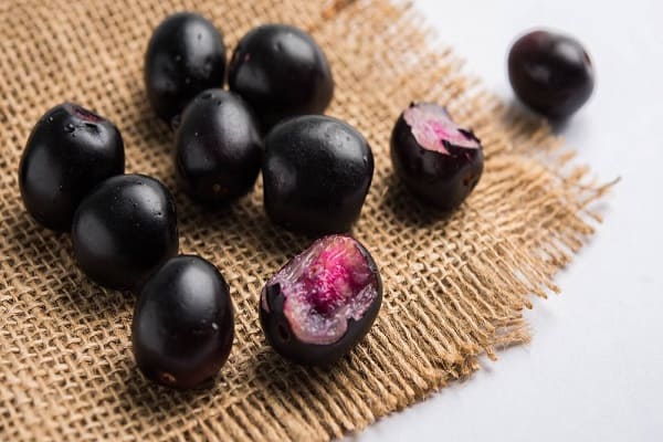 Jamun - best food for diabetes control