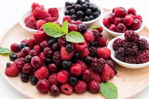 Berries - What Foods Help Repair Kidneys and Liver